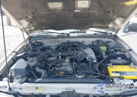 2000 Toyota 4Runner from USA, damaged, VIN JT3GM84R0Y0055140